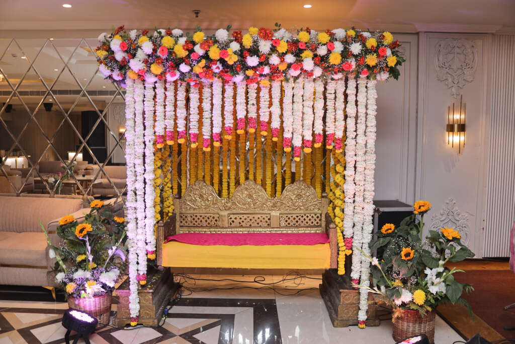 banquet halls in ashok vihar